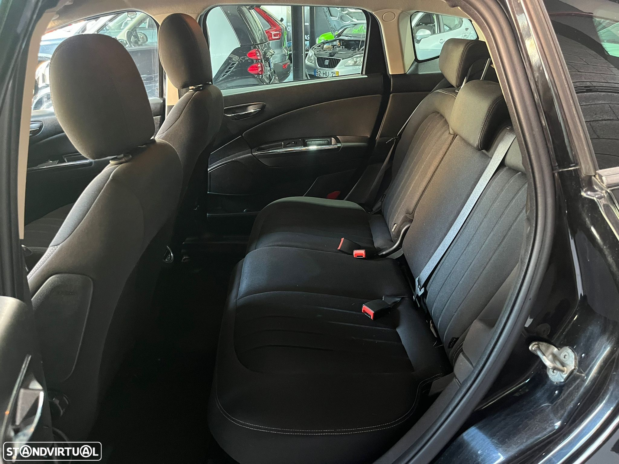 Lancia Delta 1.6 M-Jet Platino - 13