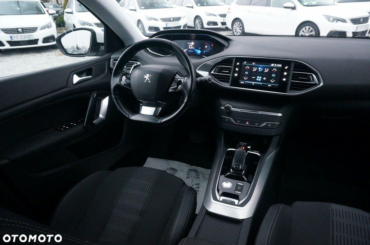 Peugeot 308 1.5 BlueHDi Allure Pack S&S EAT8 - 14
