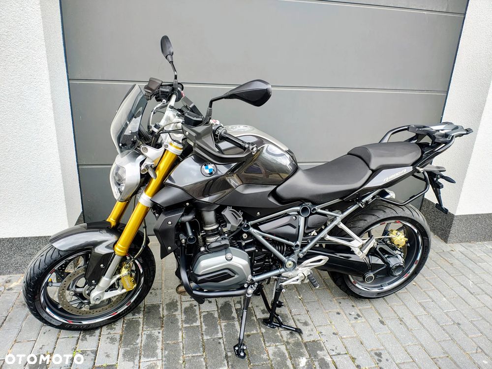 BMW R - 12
