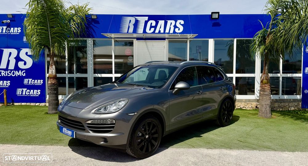 Porsche Cayenne S - 2