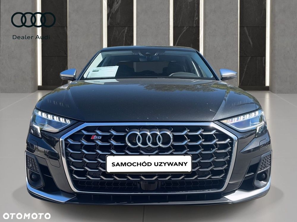 Audi S8 - 3