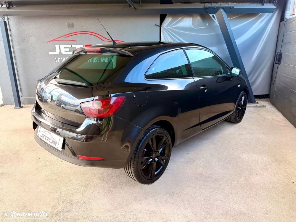 Seat Ibiza 2011 photo 4