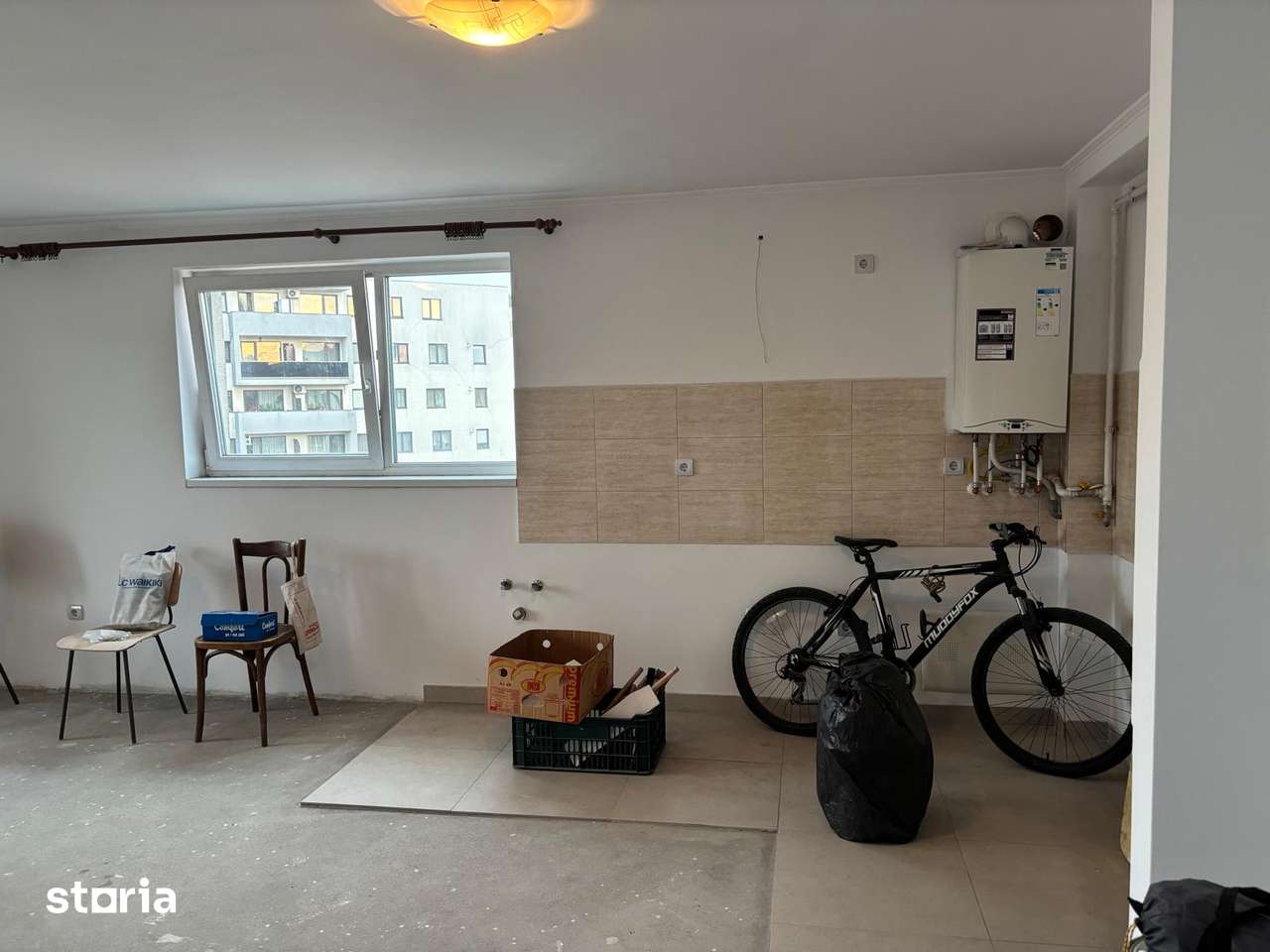Vand apartament 3 camere Dambul Rotund — fotografia 3