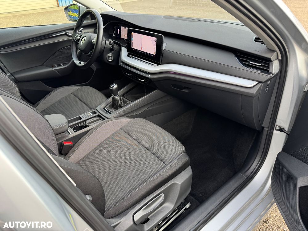 Skoda Octavia 2.0 TDI Premium Edition - 23