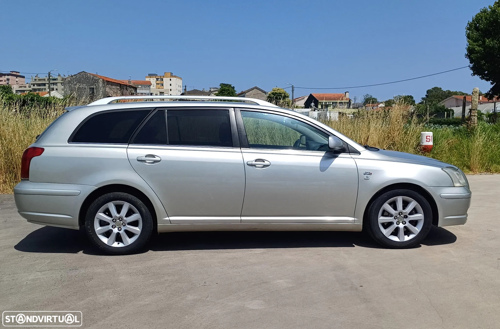 Toyota Avensis SW 2.0 D-4D Sol - 3