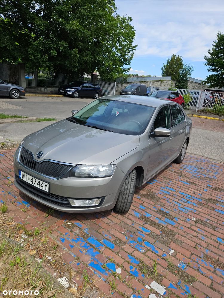 Skoda RAPID 1.2 TSI Ambition - 11