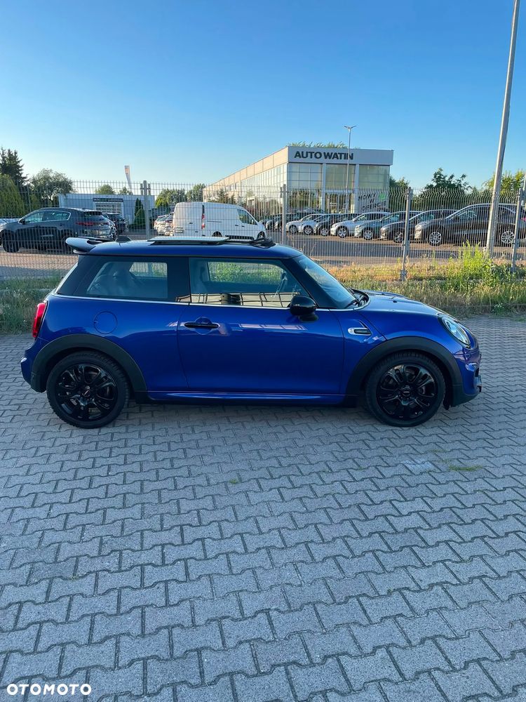 MINI ONE John Cooper Works Trim - 2