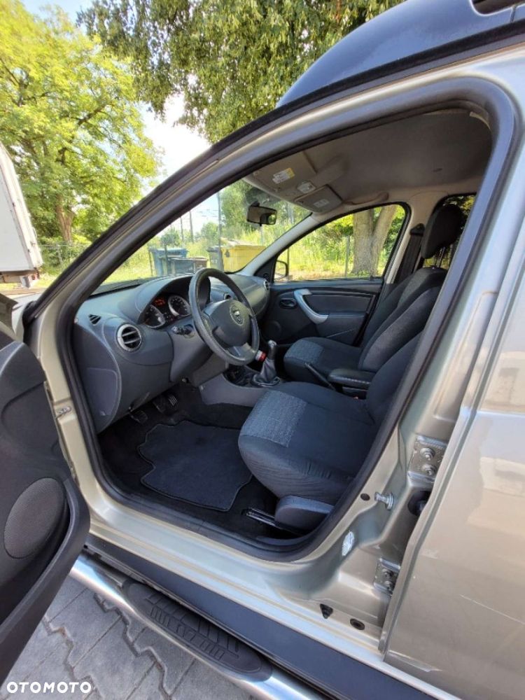 Dacia Duster 1.6 16V 105 4x2 Ice - 12