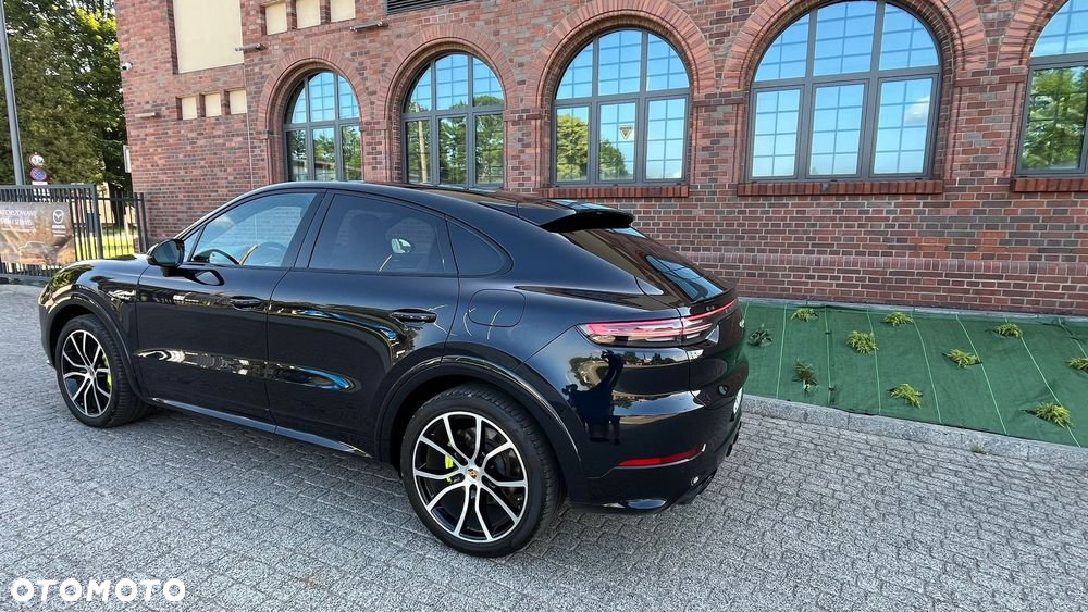 Porsche Cayenne Coupe E-Hybrid Platinum Edition - 10