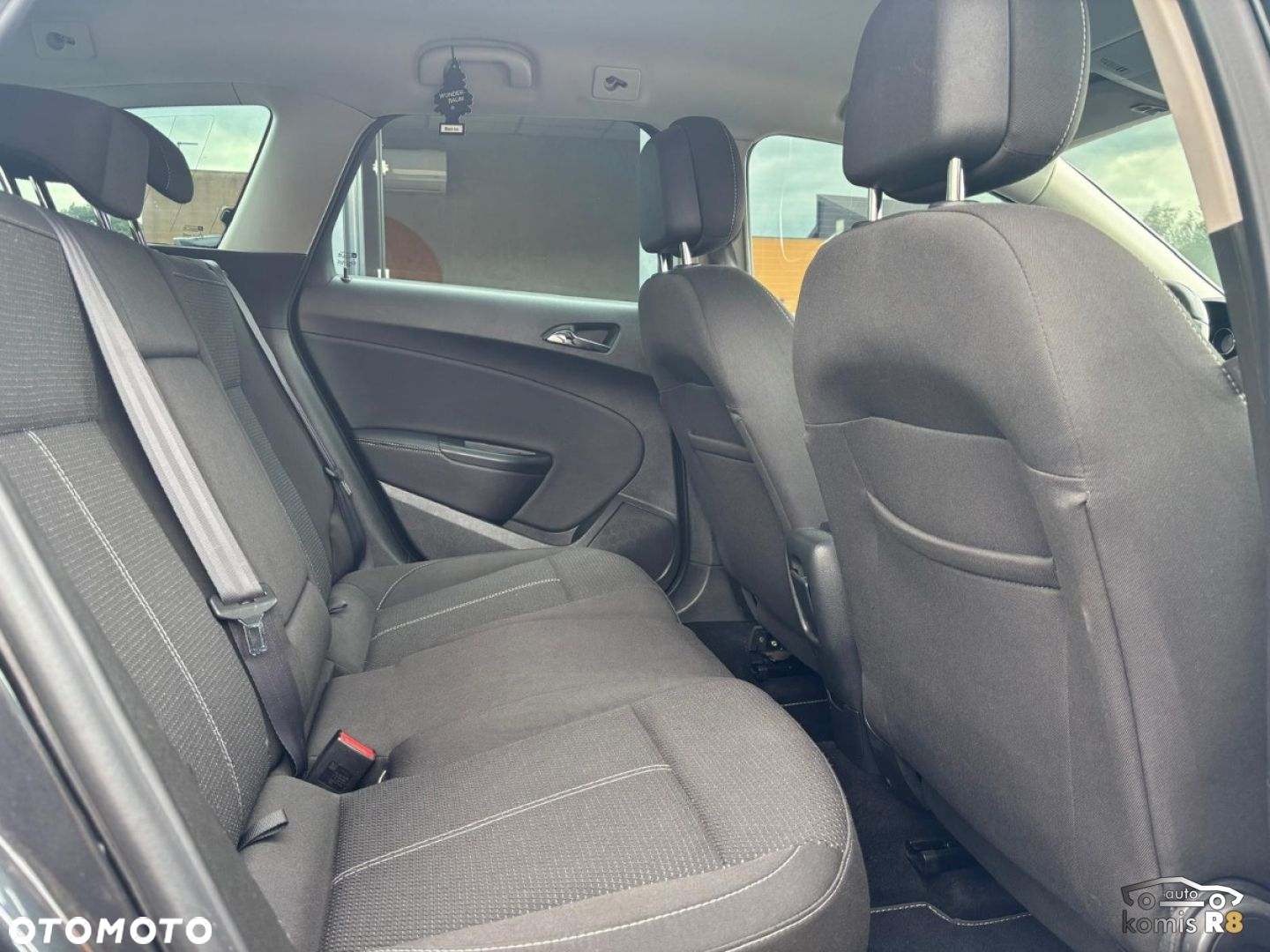 Opel Astra - 16