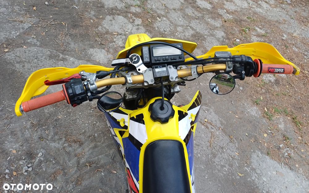 Suzuki DR-Z - 7