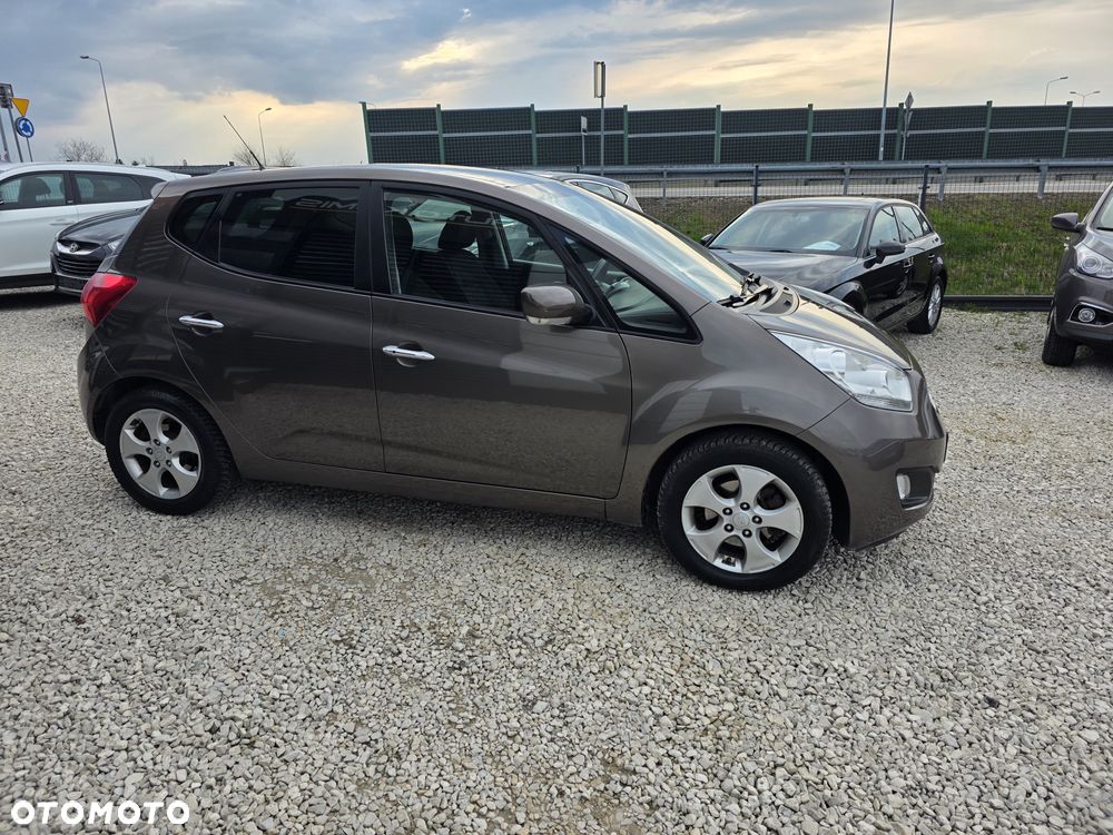 Kia Venga 1.6 Business Line - 6