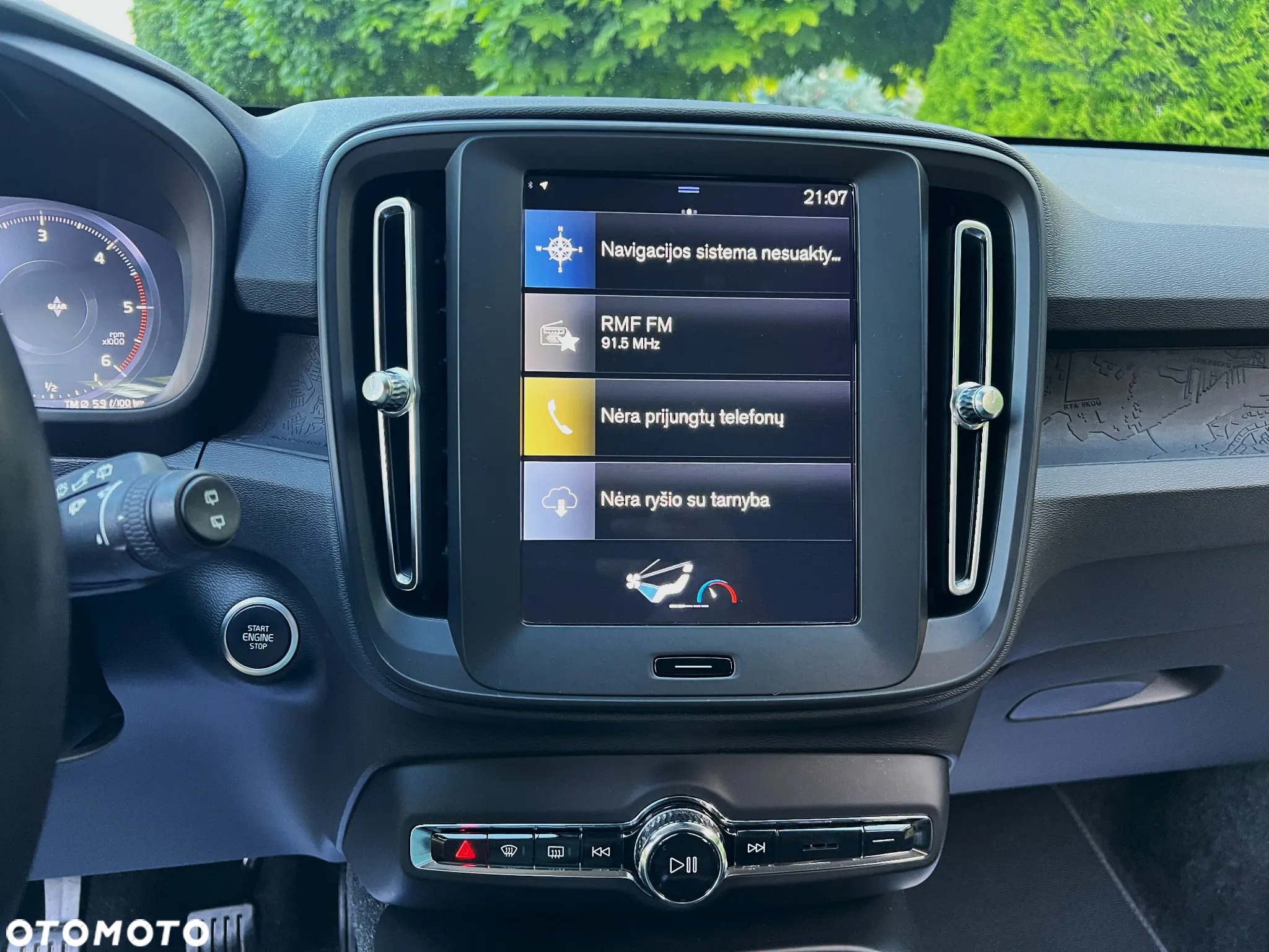 Volvo XC 40 D3 SCR Momentum - 37