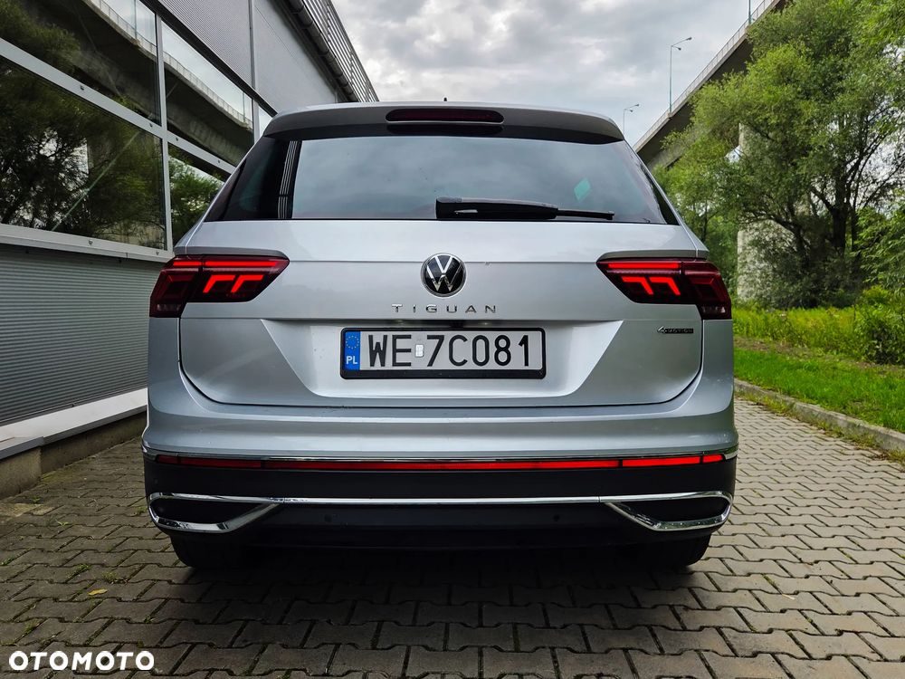 Volkswagen Tiguan 2.0 TSI 4Mot Elegance DSG - 35