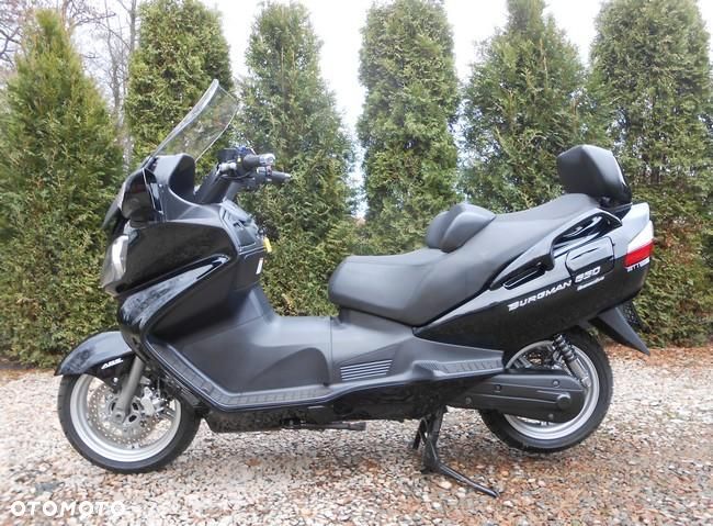 Suzuki Burgman - 7
