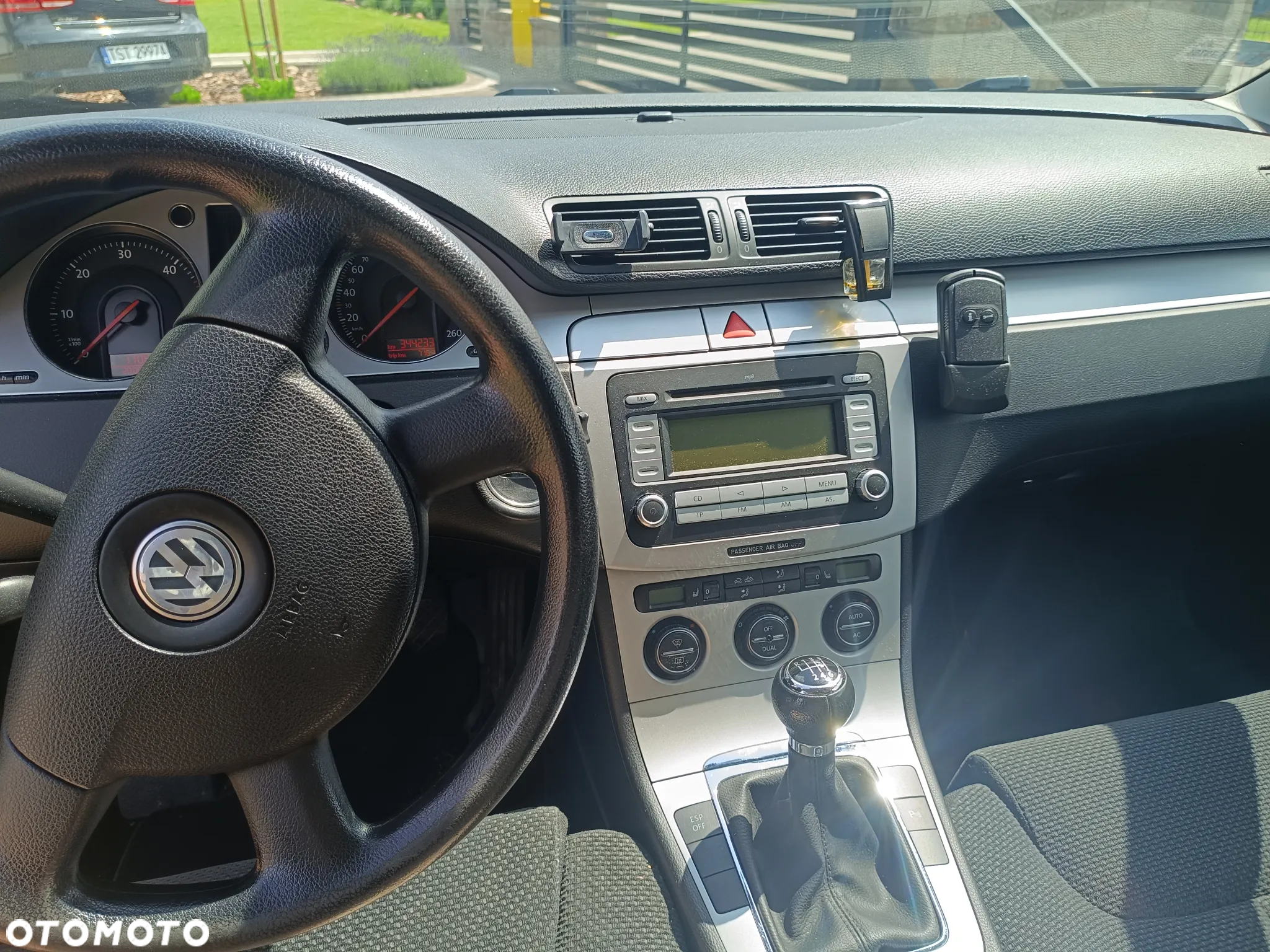 Volkswagen Passat 2.0 TDI DPF Comfortline - 8