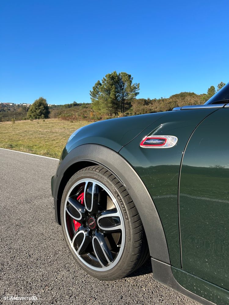 MINI 3 Portas John Cooper Works Auto Desportiva - 14