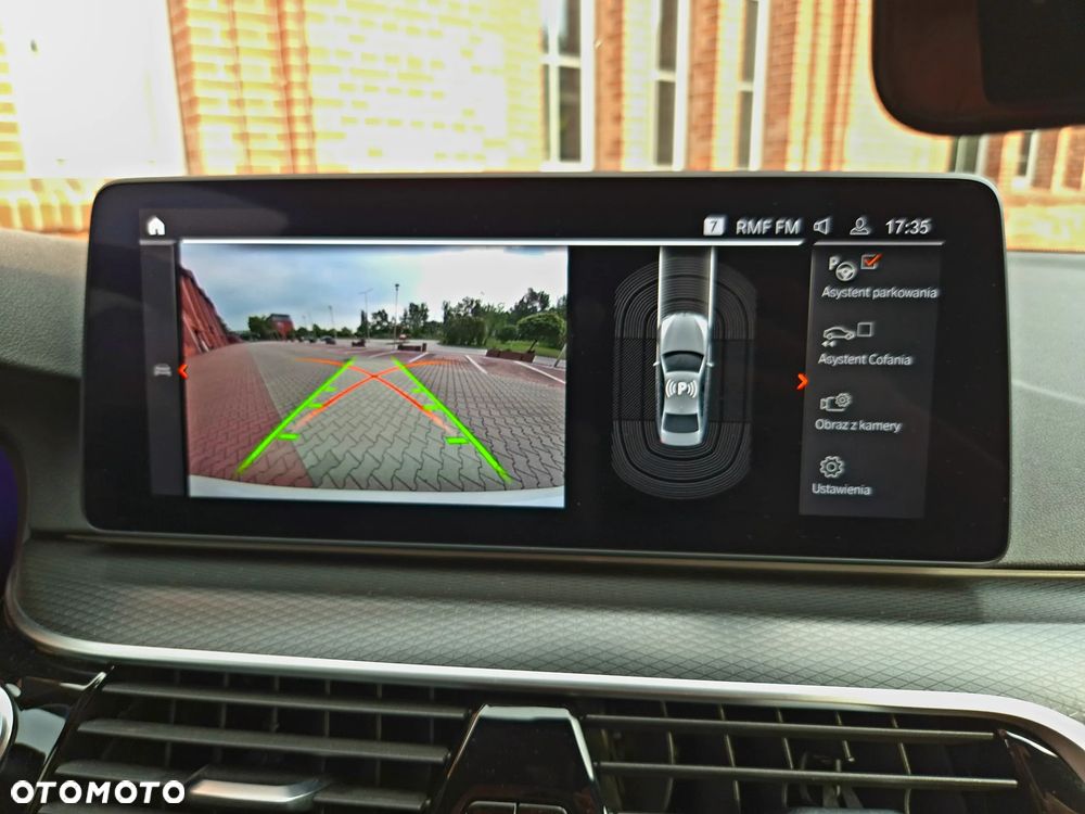 BMW Seria 5 540i xDrive mHEV M Sport sport - 28