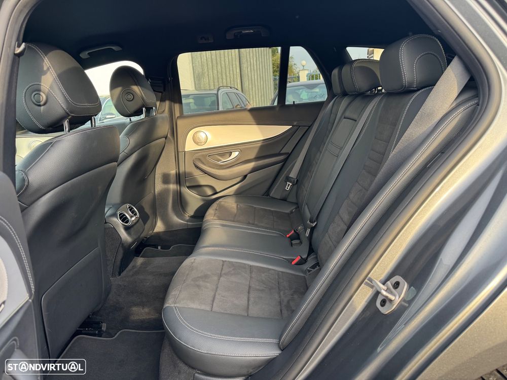 Mercedes-Benz E 300 - 15