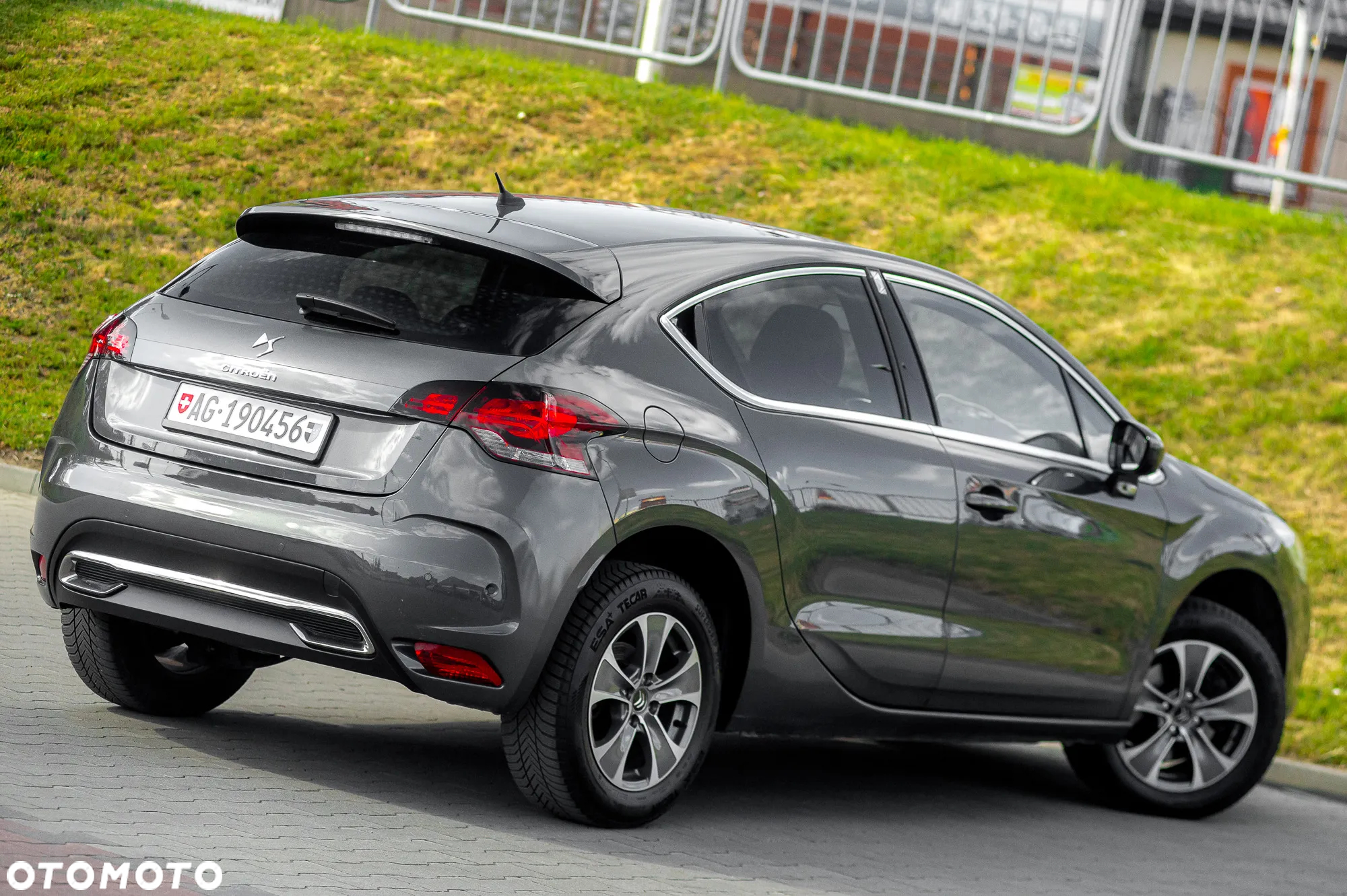 Citroën DS4 1.6 THP SoChic - 17