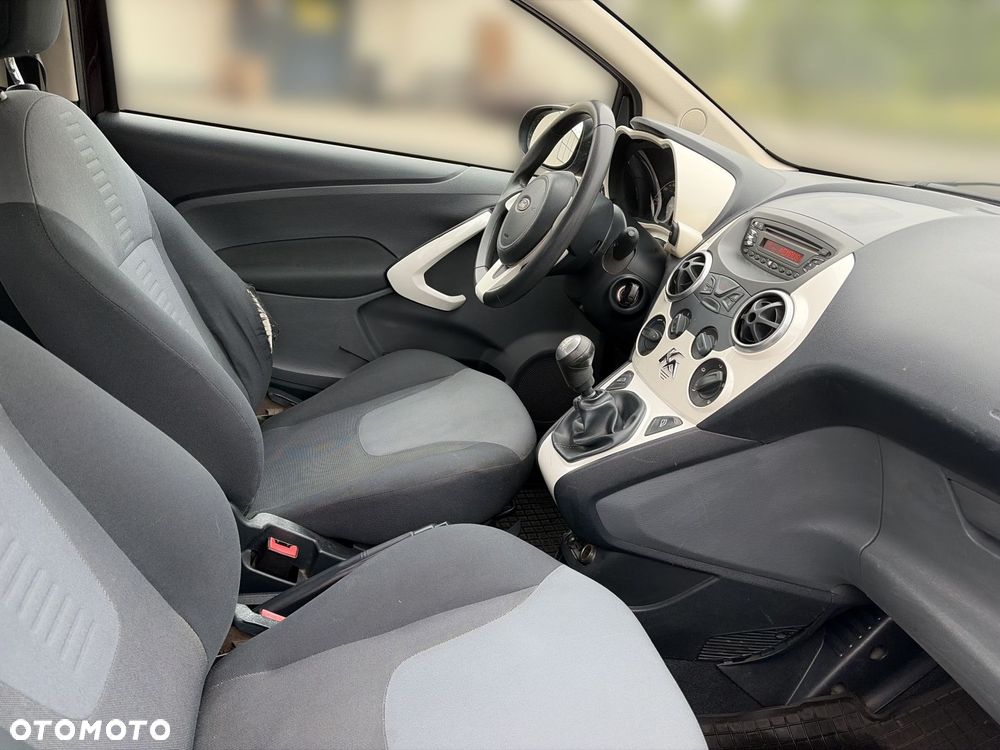 Ford KA - 12