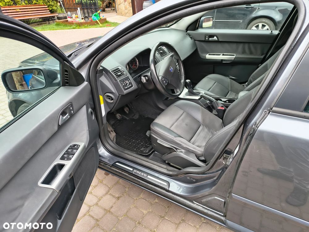 Volvo S40 2.4 Momentum - 21