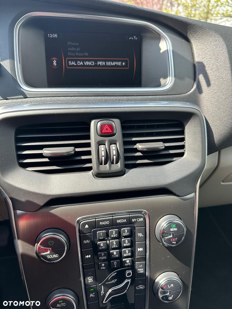 Volvo V40 D3 Summum - 7