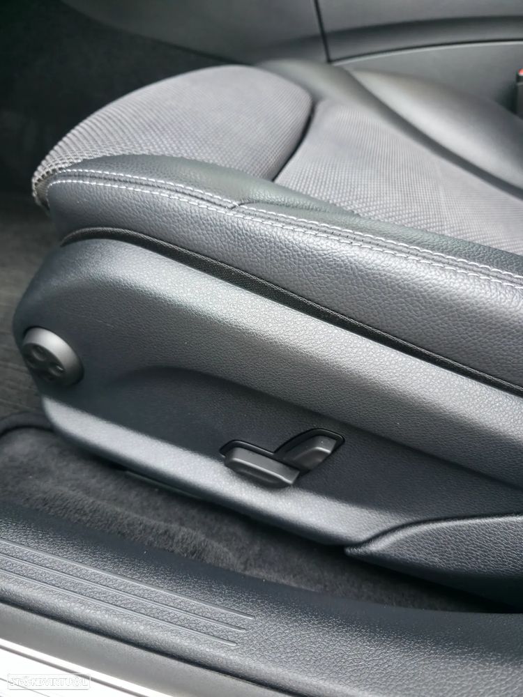 Mercedes-Benz C 300 de T 9G-TRONIC - 13