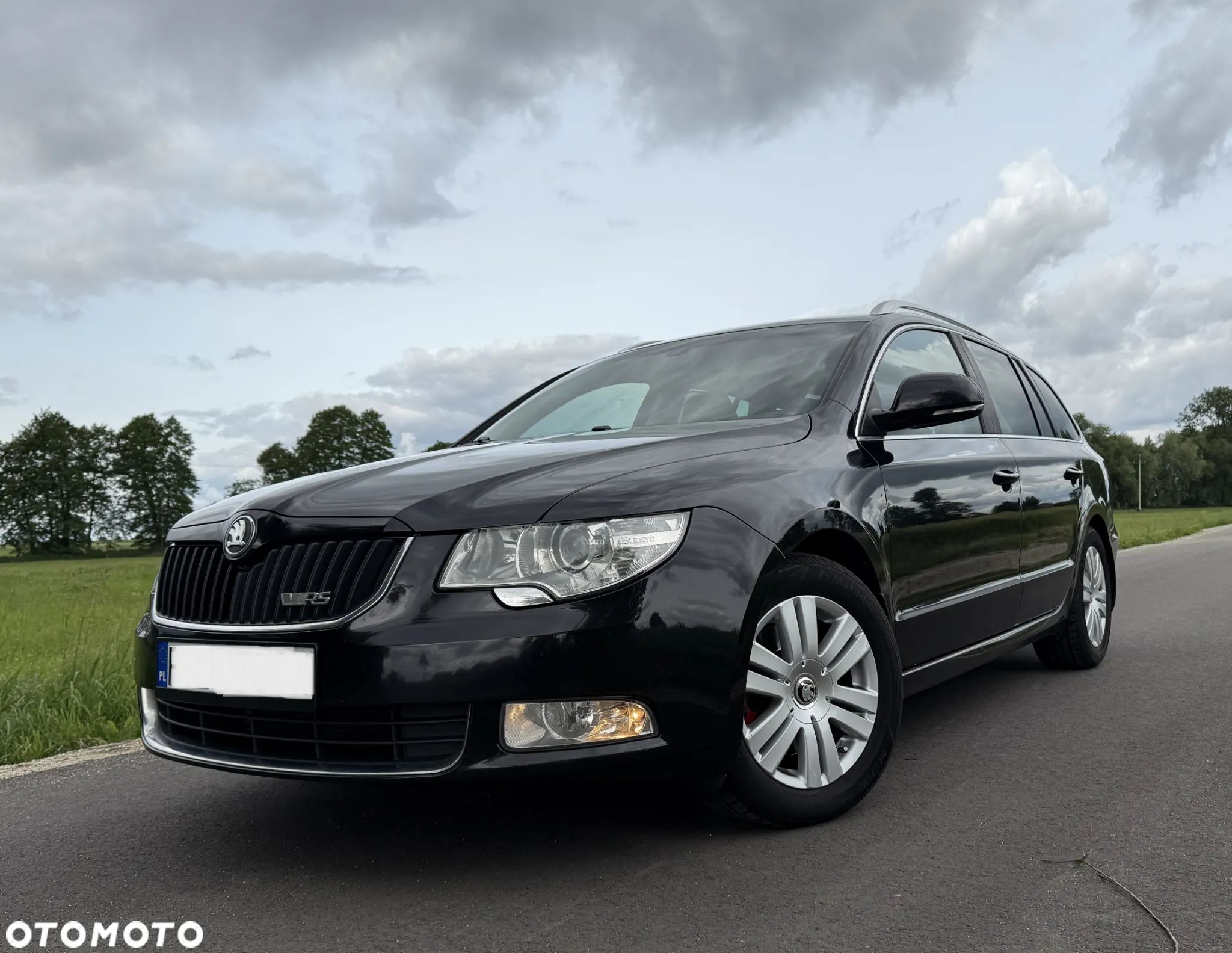 Skoda Superb 2.0 TDI Exclusive - 1