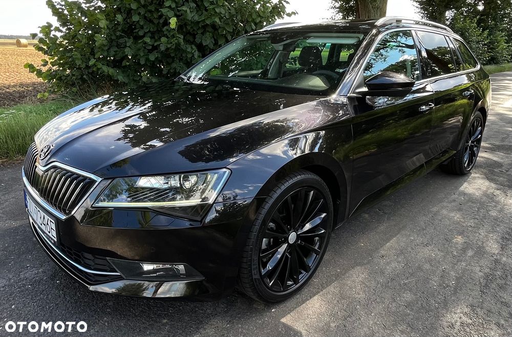 Skoda Superb 2.0 TDI DSG Premium Edition - 10