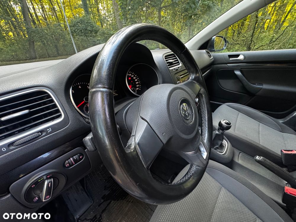 Volkswagen Golf Variant - 18