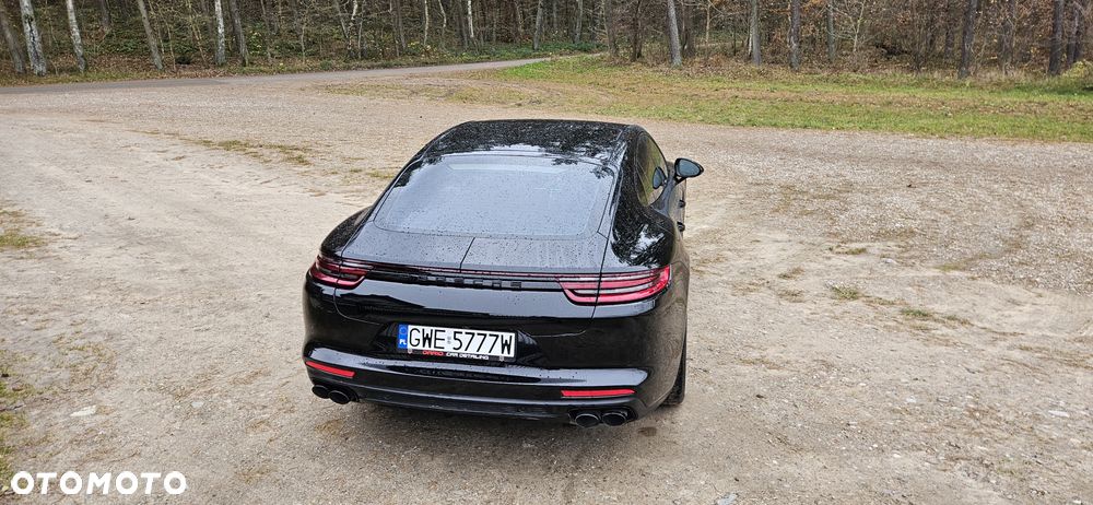 Porsche Panamera Turbo - 32