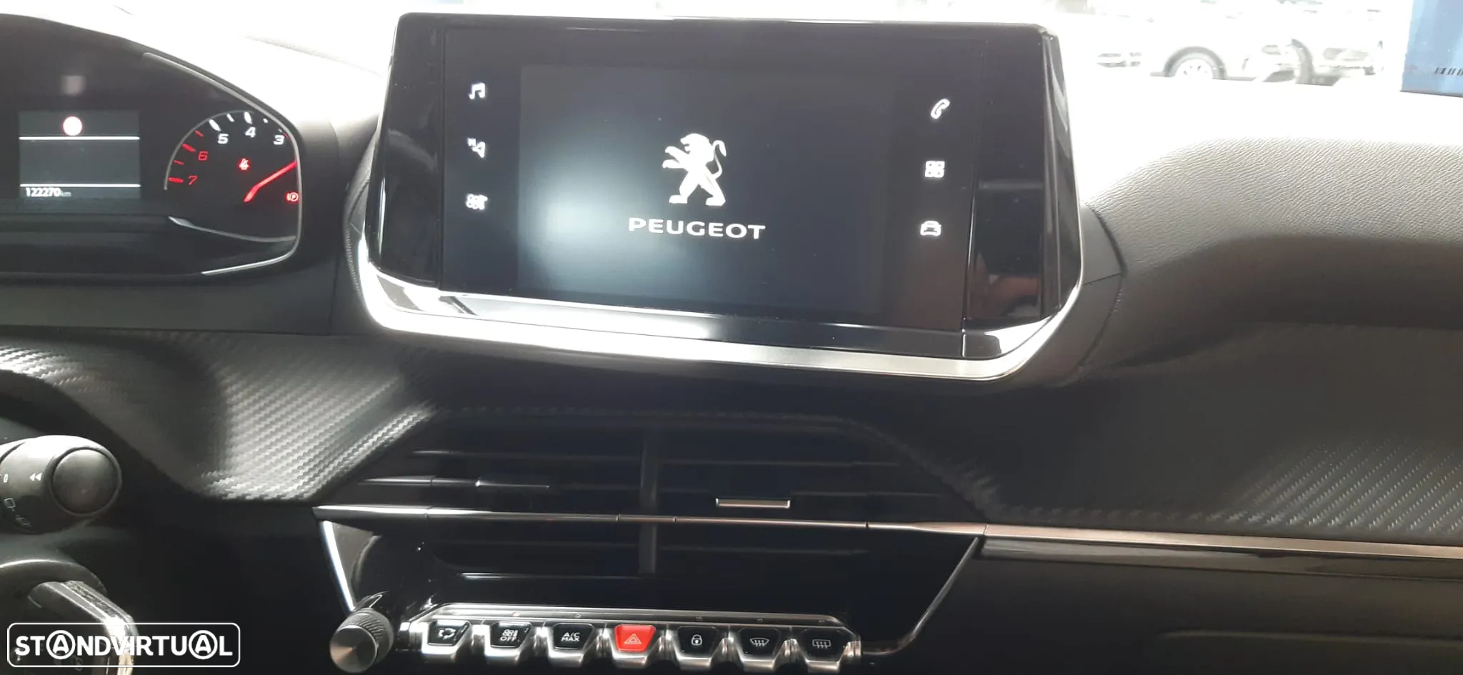 Peugeot 2008 1.2 PureTech Active - 11