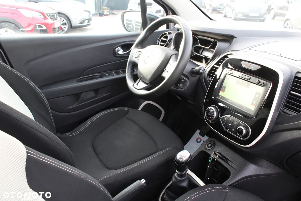 Renault Captur - 19
