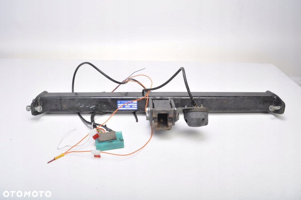 VOLVO XC60 I HAK HOLOWNICZY TOW TRUST TVV529VK - 1