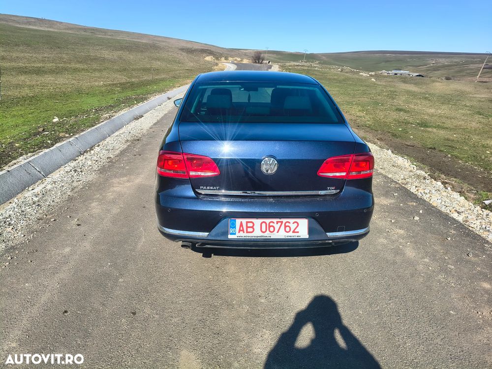 Volkswagen Passat 1.6 TDI DPF BlueMotion - 12
