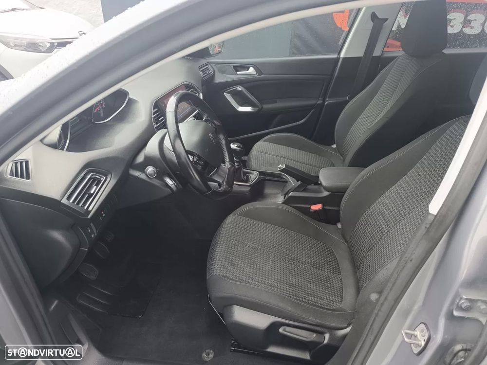 Peugeot 308 1.5 BlueHDi Active - 14