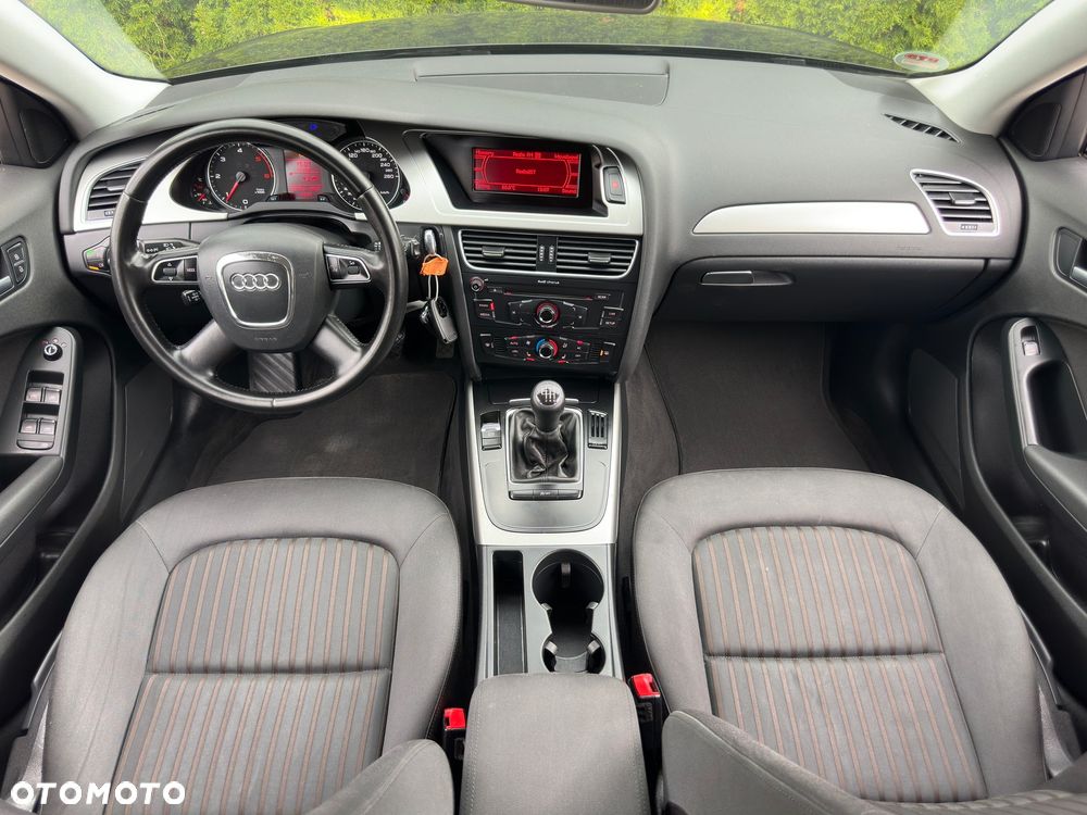 Audi A4 Avant 2.0 TDI DPF Ambition - 12