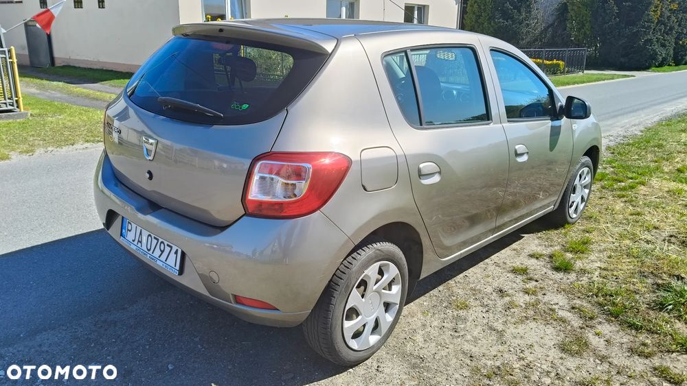 Dacia Sandero - 5