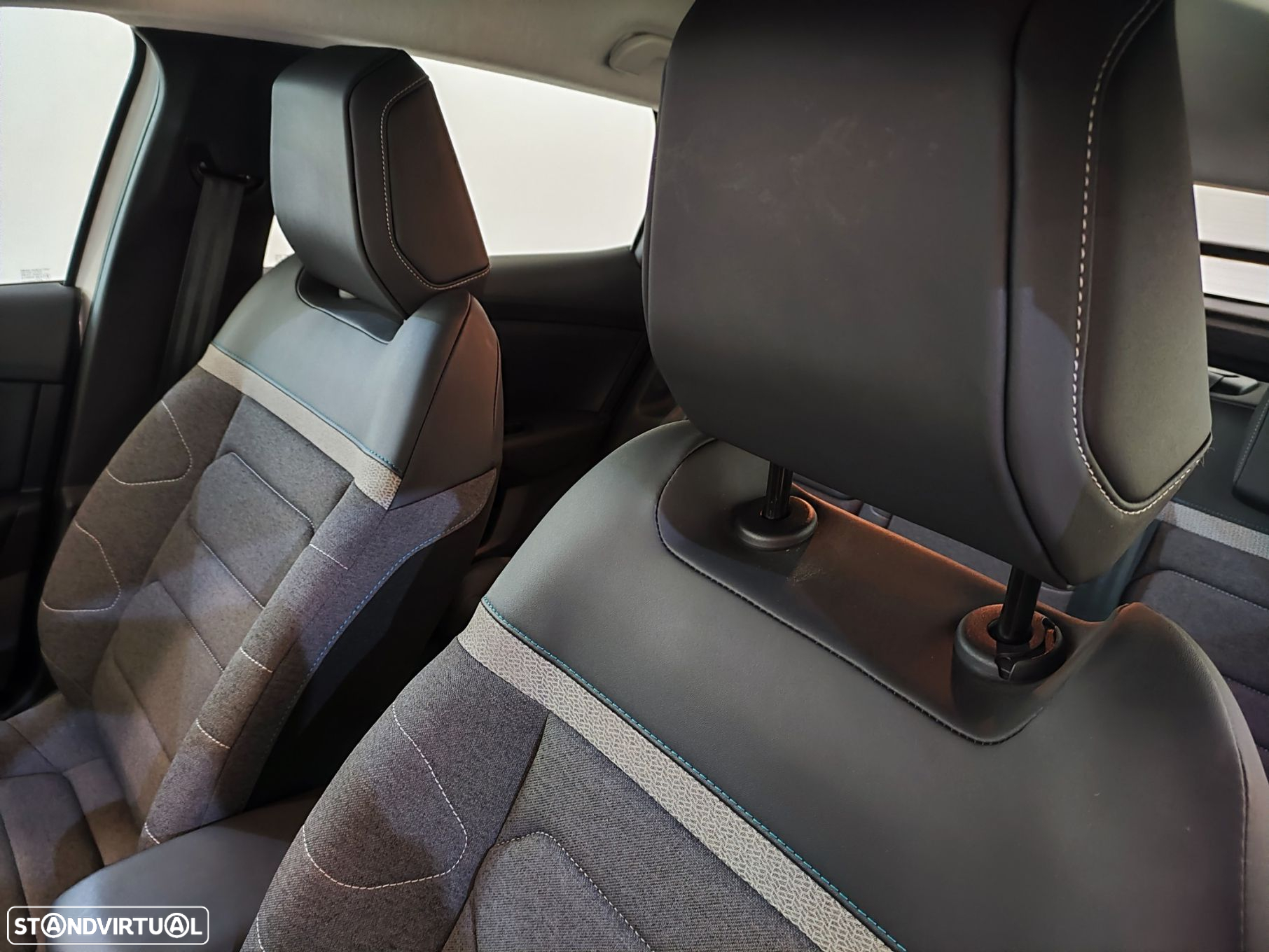 Citroën C4 1.5 BlueHDi Feel Pack EAT8 - 8