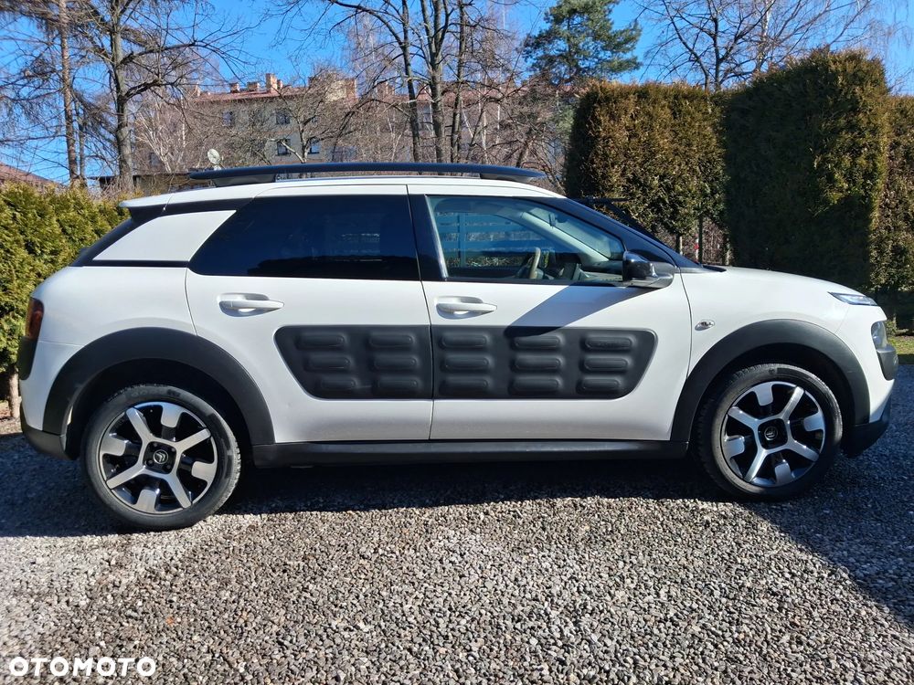 Citroën C4 Cactus 1.2 PureTech MoreLife S&S - 4