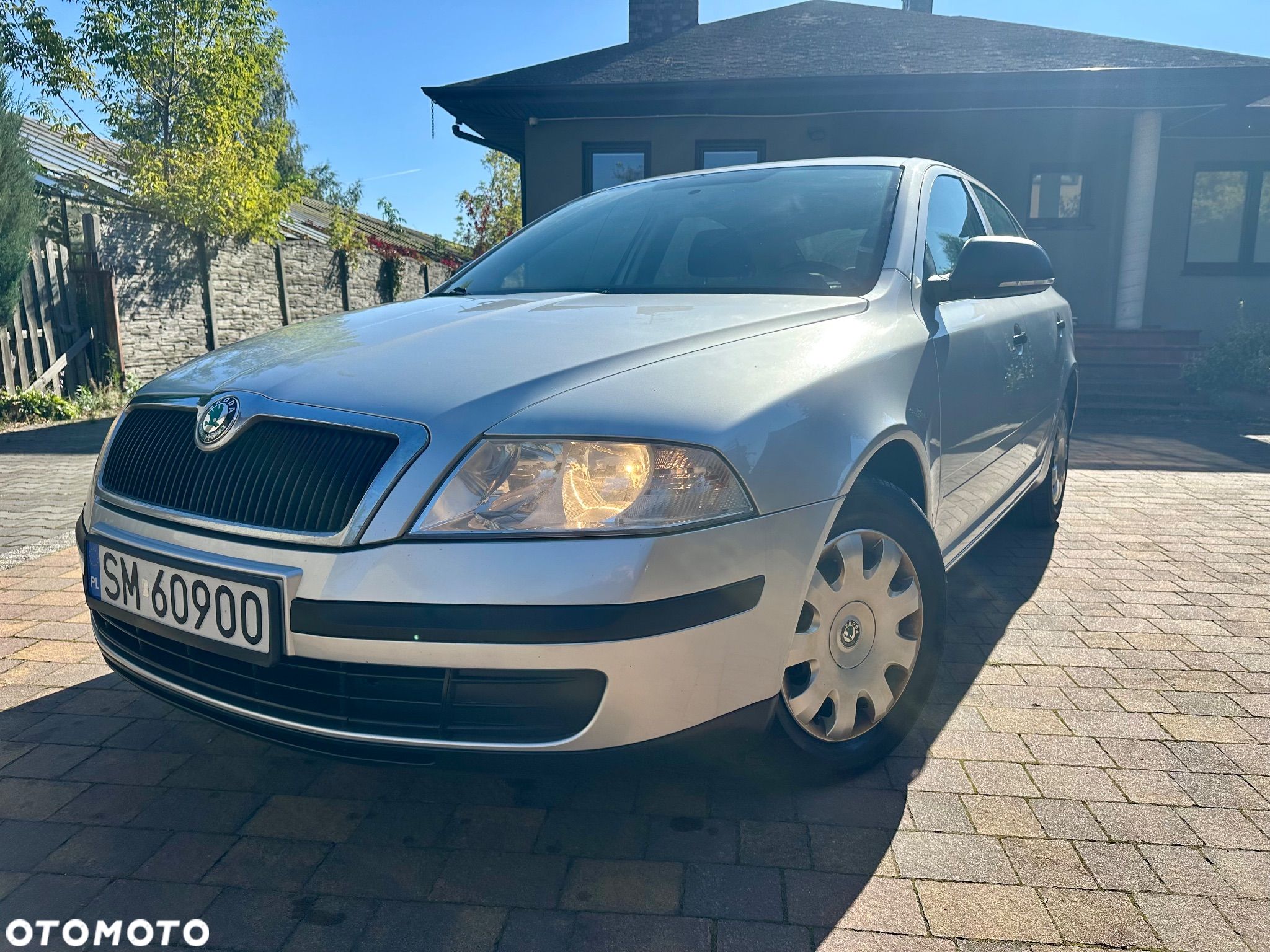 Skoda Octavia 1.6 Ambiente - 1