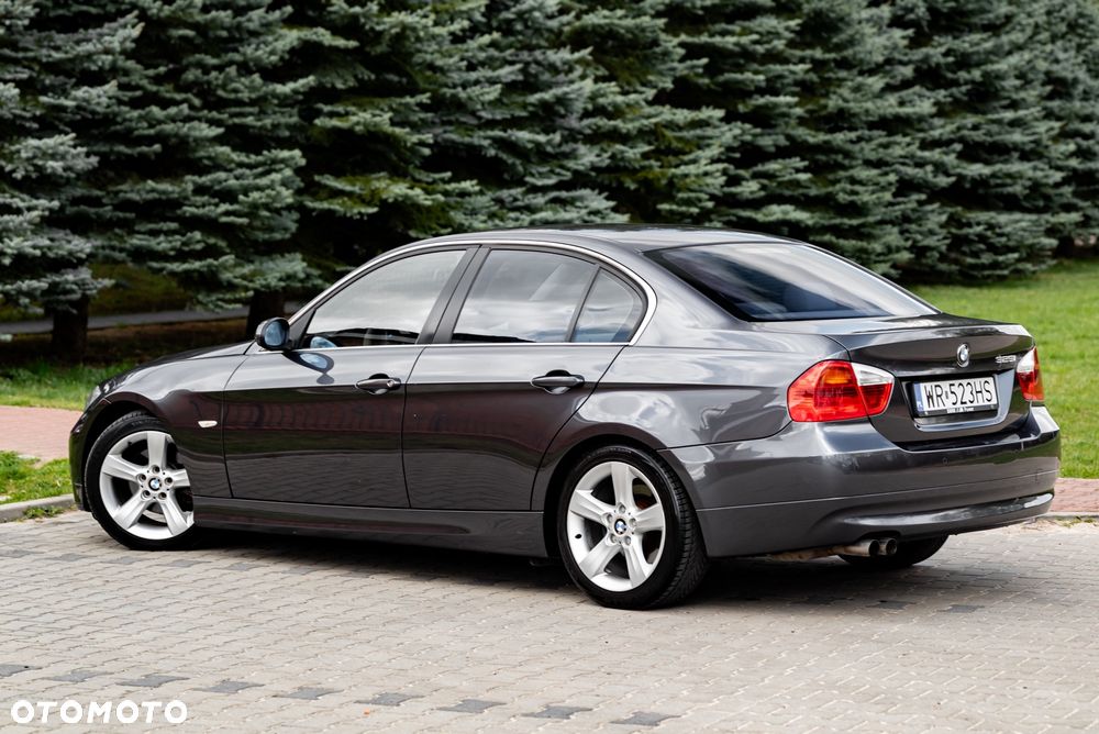 BMW Seria 3 325i - 14