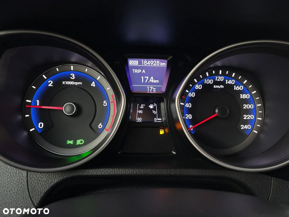 Hyundai i30 blue 1.6 CRDi Passion - 22