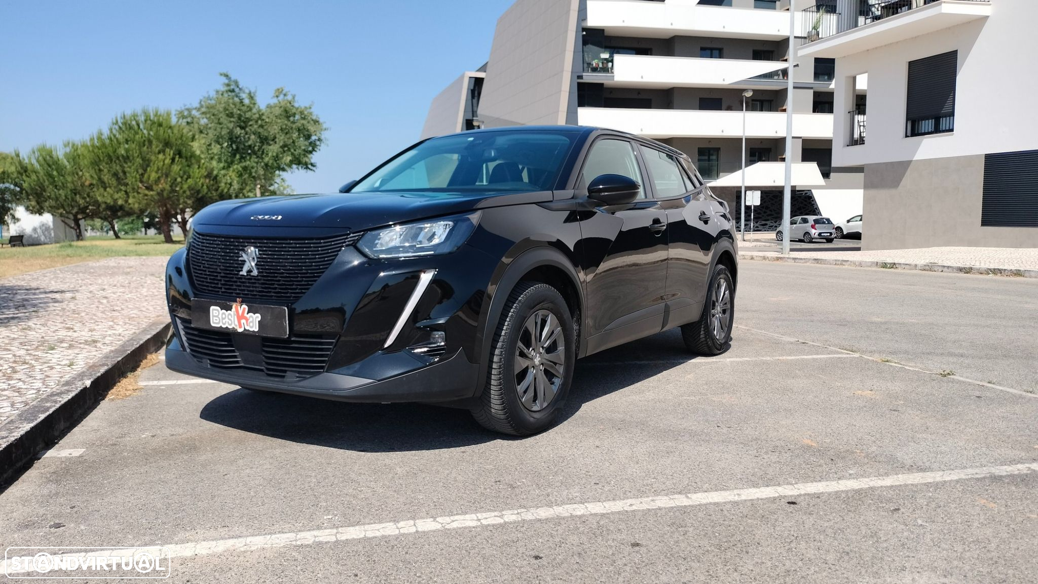 Peugeot 2008 PureTech 130 EAT8 Active Pack - 4