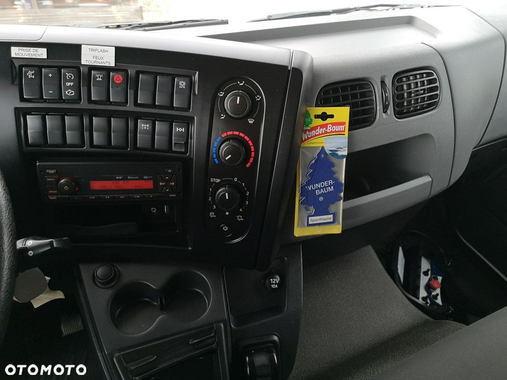 Renault D13 WIERTNICA TELECOM 20 Automat Niski Przebieg! - 38