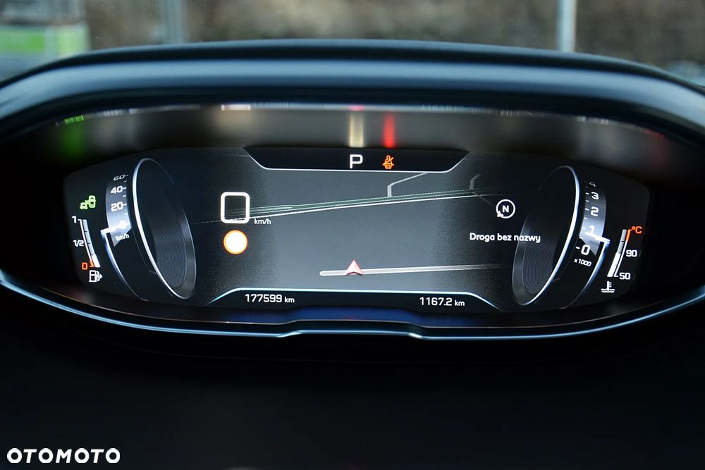 Peugeot 5008 1.6 PureTech GT Line S&S EAT8 - 10