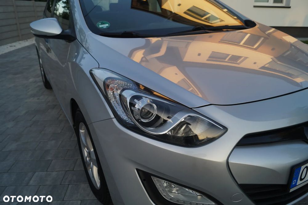 Hyundai i30 - 12