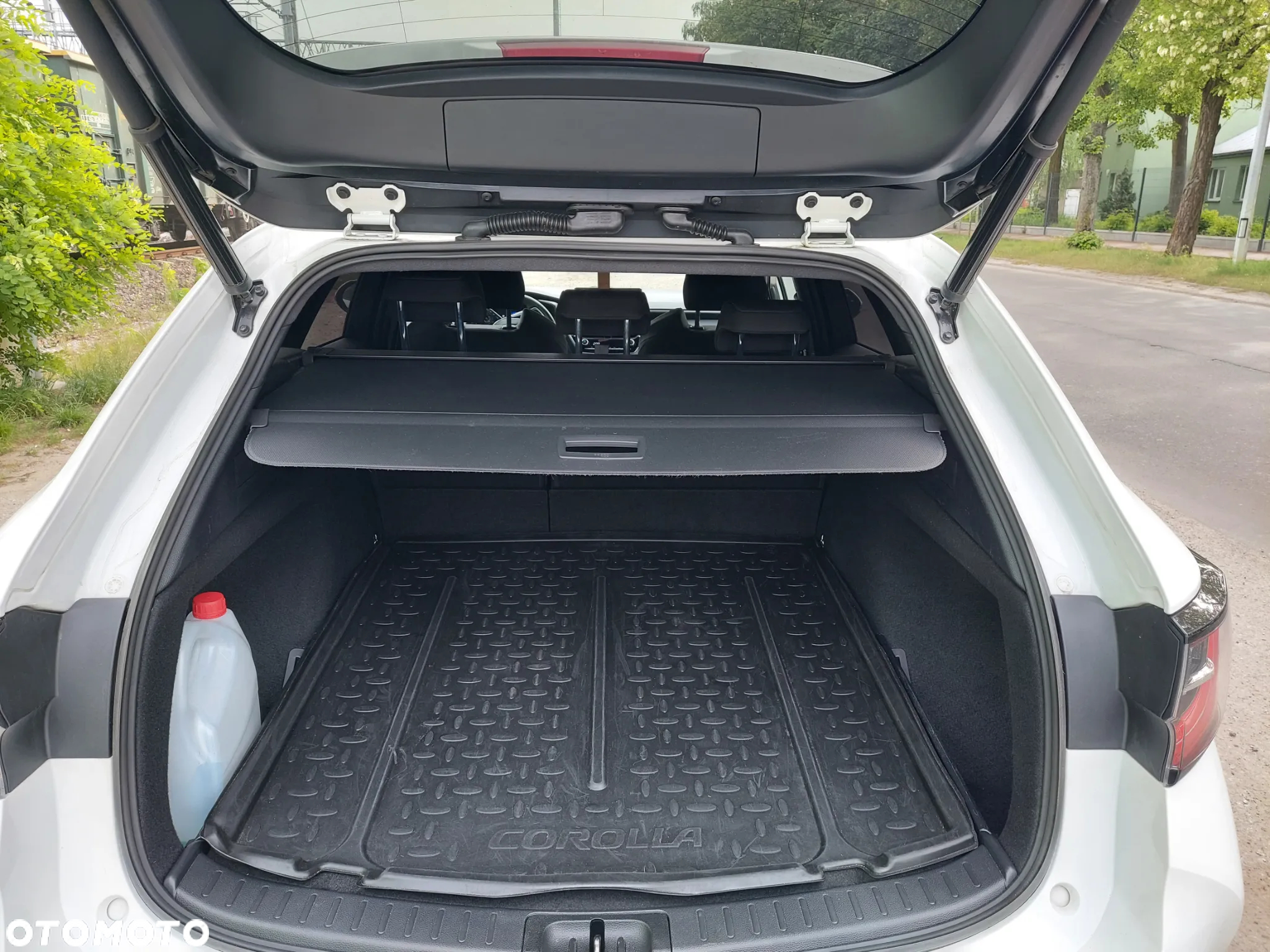 Toyota Corolla 1.8 Hybrid Touring Sports Comfort - 10