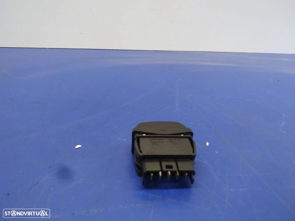 COMANDO ELEVADOR DE VIDRO TRASEIRO DIREITO CITROEN XSARA 1998 -DJY - 4